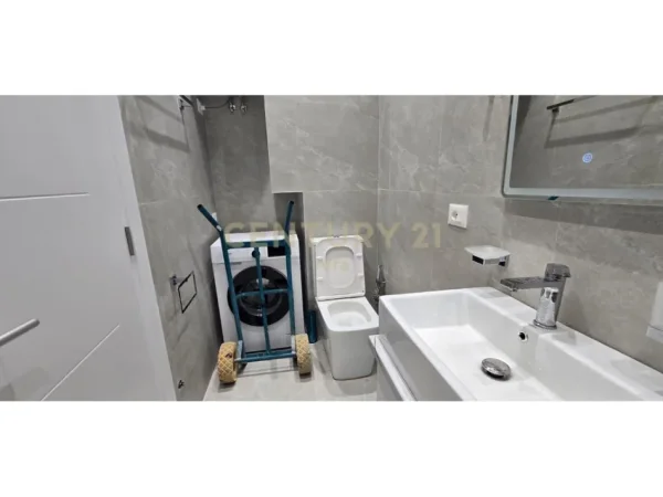 Tirane, shitet apartament 2+1 Kati 9, 70 m² 225.000 € (Myslym Shyri ALFA143460)