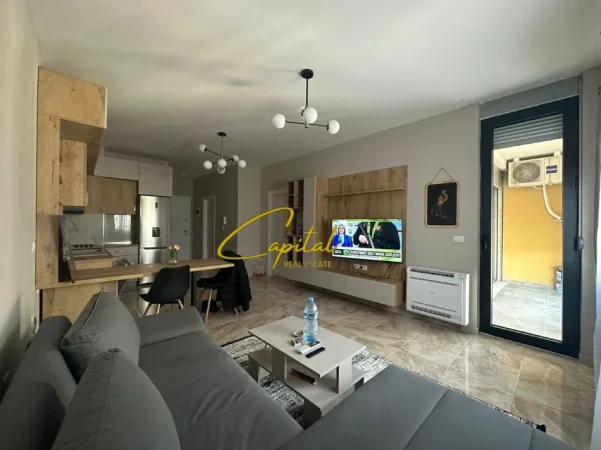 Tirane, shitet apartament 1+1 Kati 4, 86 m² 185.000 € (ALI DEMI)