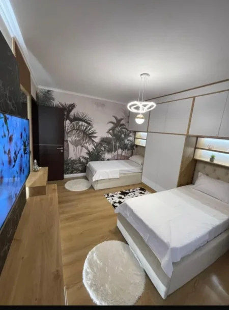 Tirane, jepet me qera apartament 2+1 Kati 5, 70 m² 650 € 