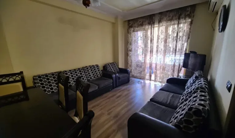 Tirane, jepet me qera apartament 2+1 , 100 m² 500 €