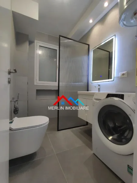 Tirane, jap me qera apartament 2+1+Ballkon Kati 1, 90 m² 800 € (RRUGA FORTUZI)
