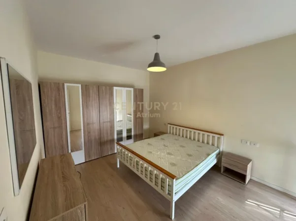 Tirane, jepet me qera apartament 2+1 Kati 6, 95 m² 600 € (Materniteti i Ri)