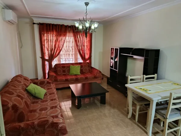 Tirane, jepet me qera apartament 1+1+Aneks+Ballkon Kati 6, 450 € (lapraka , ish dogana)