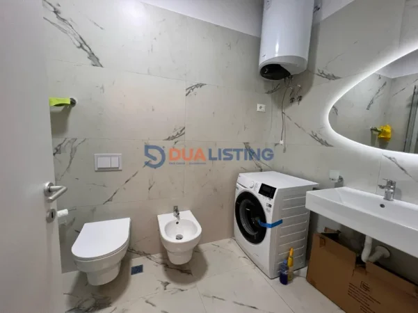 Tirane, jepet me qera apartament 1+1 , 1.000 € (Liqeni i Thate)