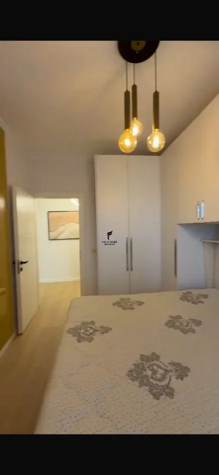 Tirane, jepet me qera apartament 1+1 Kati 7, 70 m² 500 € (ASTIR)
