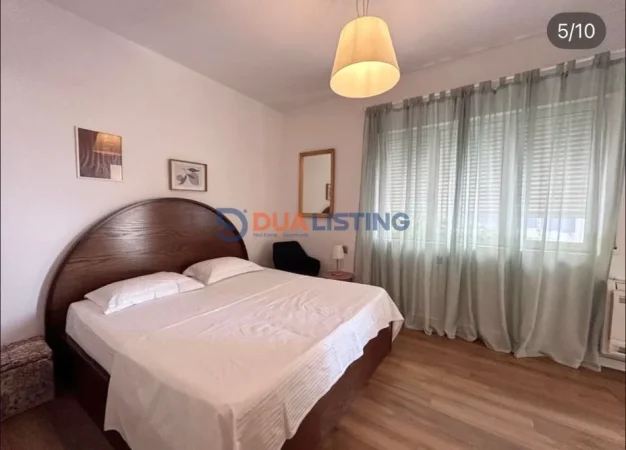 Tirane, jepet me qera apartament 2+1 , 900 € 
