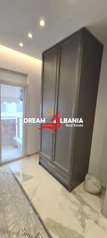Tirane, jepet me qera apartament 1+1+Ballkon Kati 2, 50 m² 500 € (rruga dritan hoxha)