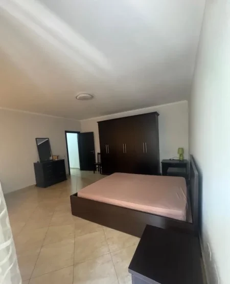 Tirane, jepet me qera apartament 2+1 Kati 3, 110 m² 650 € (Don Bosko)