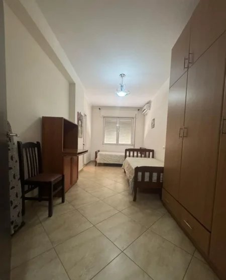 Tirane, jepet me qera apartament 2+1 Kati 3, 110 m² 650 € (Don Bosko)