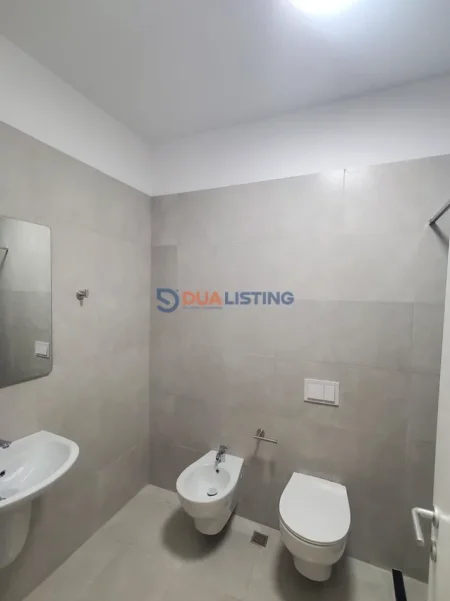 Tirane, jepet me qera apartament 2+1 , 1.200 € 