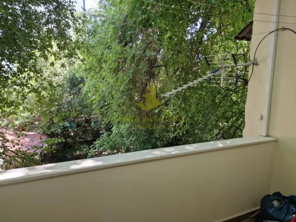 Tirane, shitet 1+1+Ballkon Kati 3, 60 m² 155.000 €