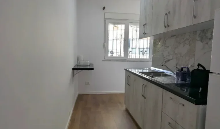 Tirane, shitet apartament 1+1 Kati 2, 64 m² 129.000 €