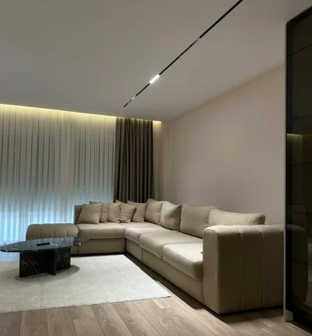 Tirane, jepet me qera apartament 2+1 , 120 m² 1.500 € 