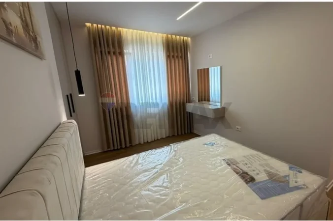 Tirane, shitet apartament 2+1+Ballkon Kati 7, 66 m² 158.000 € (materniteti i ri)