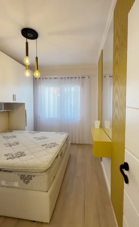 Tirane, jepet me qera apartament 1+1+Ballkon Kati 7, 68 m² 500 € (Astir)