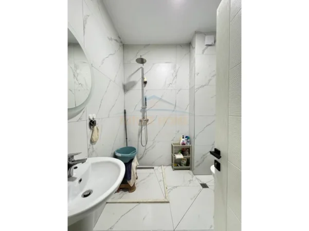 Durres, shitet apartament 1+1+Ballkon Kati 6, 54 m² 150.000 € 