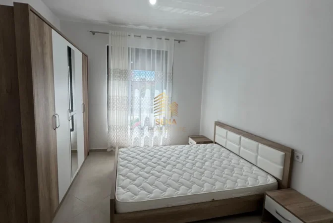 Tirane, jepet me qera apartament 2+1+Ballkon Kati 1, 88 m² 500 € (5 Maji)