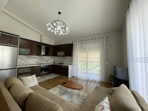 Tirane, jepet me qera apartament 2+1 Kati 4, 110 m² 500 € (Kodra e Diellit)
