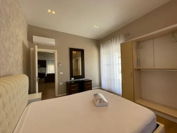 Tirane, jepet me qera apartament 2+1 Kati 4, 110 m² 500 € (Kodra e Diellit)