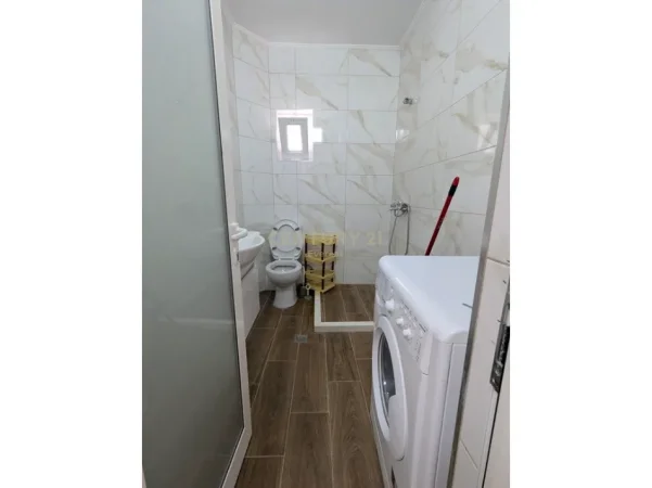 Tirane, shitet apartament 1+1 Kati 2, 65 m² 129.000 € (laprake)