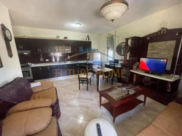 Tirane, shitet apartament 2+1 Kati 2, 87 m² 157.000 € (Amerikan 3)