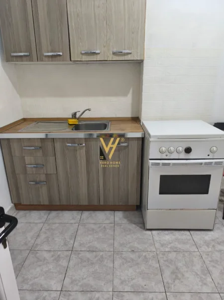 Tirane, jepet me qera apartament 1+1+Ballkon Kati 1, 45 m² 370 € (IRFAN TOMINI)