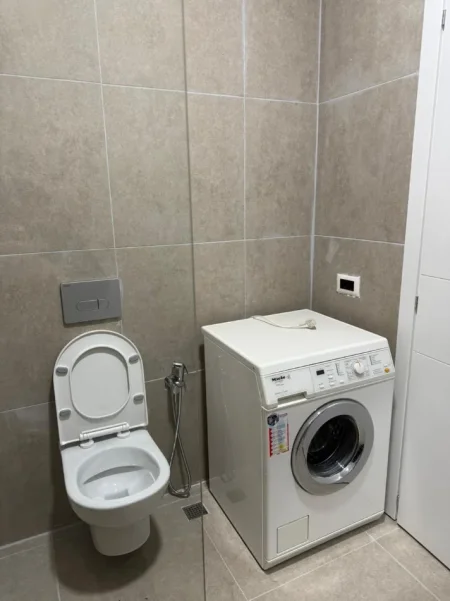 Tirane, jepet me qera 1+1+Parkim Kati 5, 70 m² 500 € (Astir Urban Gate)