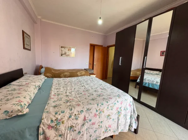 Tirane, shitet apartament 2+1+Ballkon Kati 5, 89 m² 150.000 € (Astir)