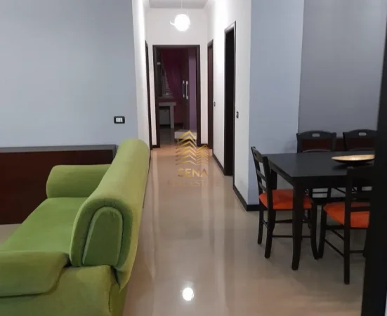 Tirane, jepet me qera apartament 2+1+Ballkon Kati 5, 100 m² 500 € (Vilat Gjermane)