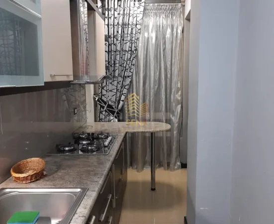 Tirane, jepet me qera apartament 2+1+Ballkon Kati 5, 100 m² 500 € (Vilat Gjermane)