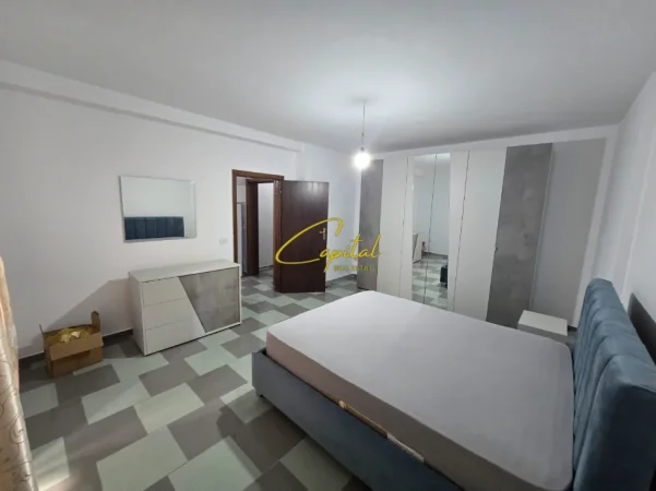Tirane, jepet me qera apartament 1+1 Kati 3, 70 m² 500 € (RRUGA E ELBASANIT)