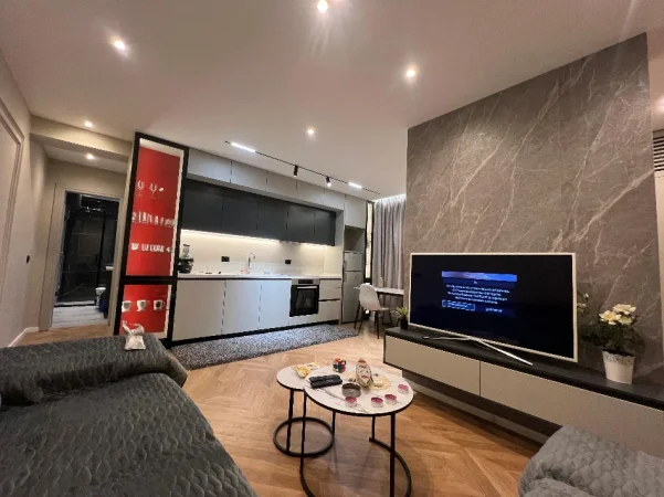 Tirane, jepet me qera apartament 1+1 Kati 4, 73 m² 650 € 