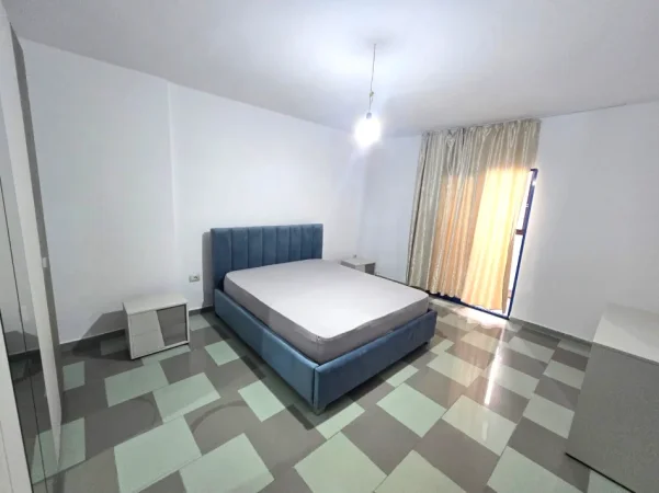 🏠 JEPET APARTAMENT 1+1 ME QERA NE RRUGEN E ELBASANIT, PAS SHKOLLËS "ASIM VOKSHI",  500 mije leke