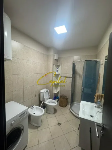 Tirane, jepet me qera apartament 2+1 Kati 3, 110 m² 650 € (DON BOSKO)