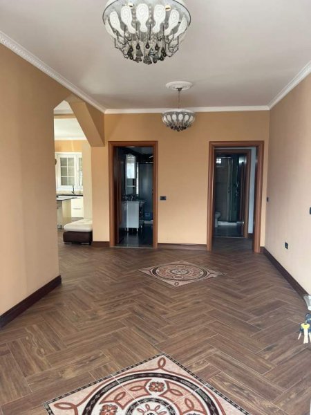 Tirane, jepet me qera 2+1+BLK Kati 3, 85 m² 650 Euro