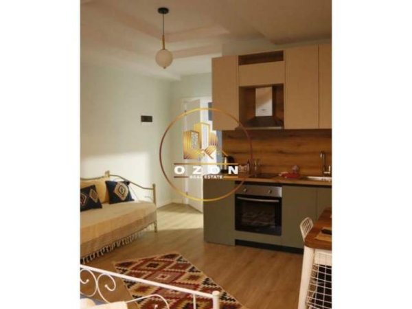Tirane, jepet me qera apartament 1+1 Kati 2, 35 m² 550 Euro (RRUGA DIBRES)