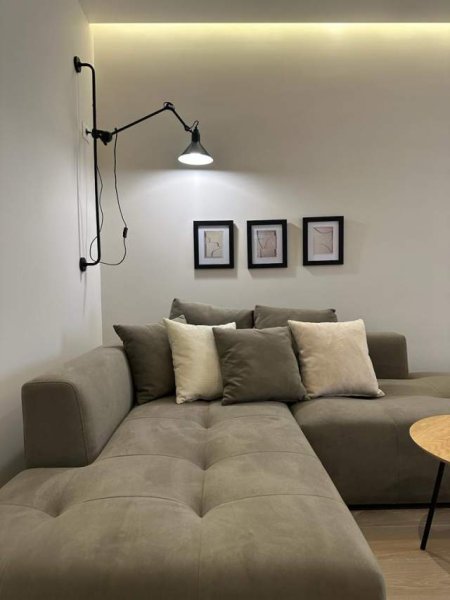 Tirane, jepet me qera 1+1+BLK Kati 1, 65 m² 600 Euro