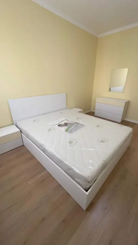 Tirane, jepet me qera apartament 2+1+BLK Kati 4, 100 m² 500 Euro (Astir)