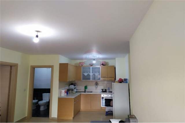 Tirane, shitet apartament 75 m² 80.000 Euro (Astir)