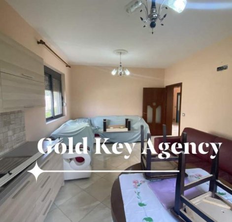 Durres, shes shtepi 3+1+BLK Kati 1, 550 m² 85.000 Euro (SPITALL)