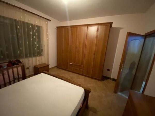 Tirane, jepet me qera Vile 2+1+BLK Kati 3, 120 m² 450 Euro (Selite)