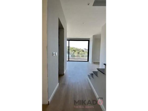 Jepet me qira Vile tek Liqeni i Thate 500 m² 3.000 Euro