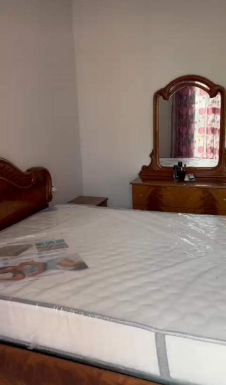 Tirane, jepet me qera apartament 1+1+BLK Kati 7, 70 m² 350 Euro (Rruga Teodor Keko)