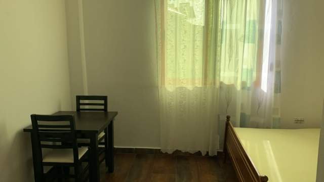 Tirane, jepet me qera apartament Kati 1, 50 m² 30.000 Leke (Qyteti Studenti)