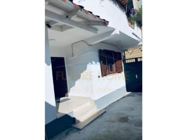 Tirane, jepet me qera Vile 1+1 Kati 1, 60 m² 480 Euro (Islam Alla)