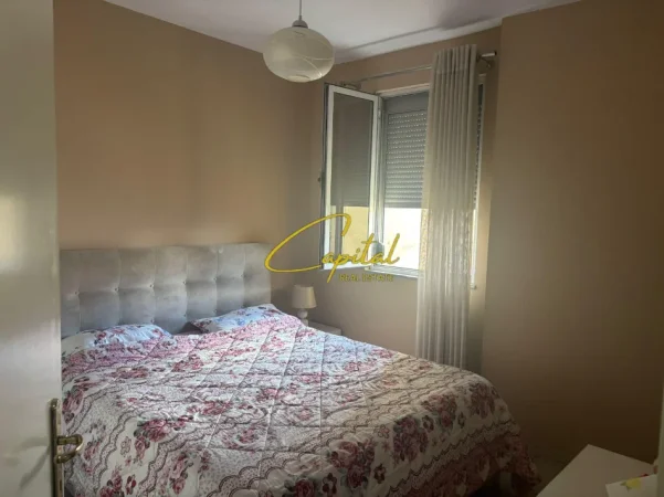 Tirane, jepet me qera apartament 1+1 Kati 7, 55 m² 600 € (MYSLYM SHYRI)