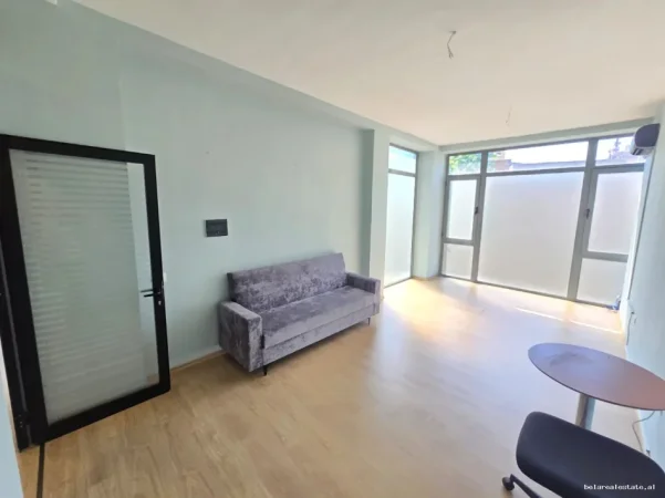 Tirane, jepet me qera apartament 2+1 Kati 2, 90 m² 470 € (rruga e dajtit)