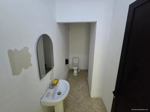 Tirane, jepet me qera apartament 2+1 Kati 2, 90 m² 470 € (rruga e dajtit)