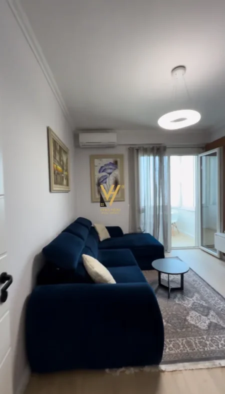 Tirane, jepet me qera apartament 1+1+Ballkon Kati 7, 75 m² 520 € (ASTIR)