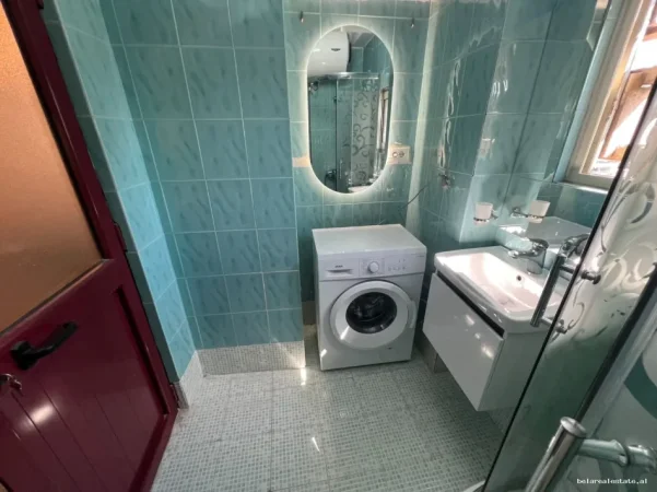 Tirane, jepet me qera garsonier Kati 4, 45 m² 630 € (630)